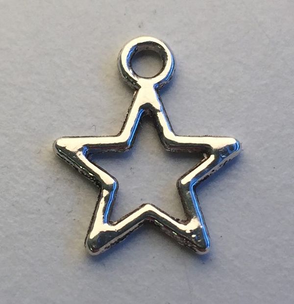 ABC-klubben Hängen FK Stjärnor 30 st Berlock antiksilver 14x11mm | 1:a upplagan