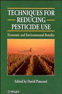 Techniques for Reducing Pesticide Use: Economic and Environmental Benefits | 1:a upplagan