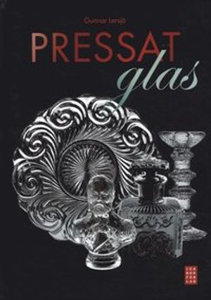 Pressat glas